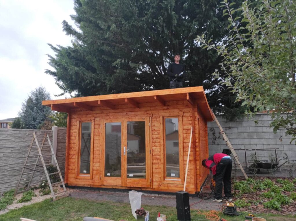 Nátěr zahradní chatky - blog 6